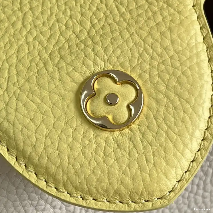 Fashionrepsfam ru 2206YA0006 LV Bag 0527